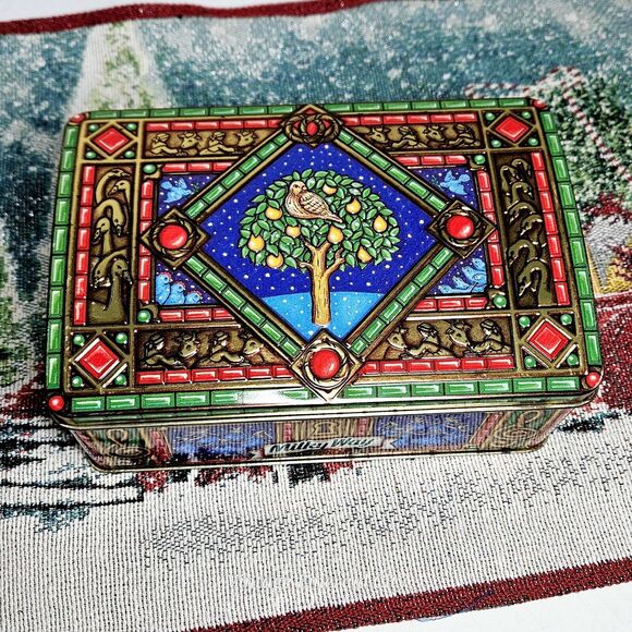 Vtg Retro Tin Box Milky Way 1998 Canister 12 Days Christmas Stained Glass Chest - Picture 13 of 15